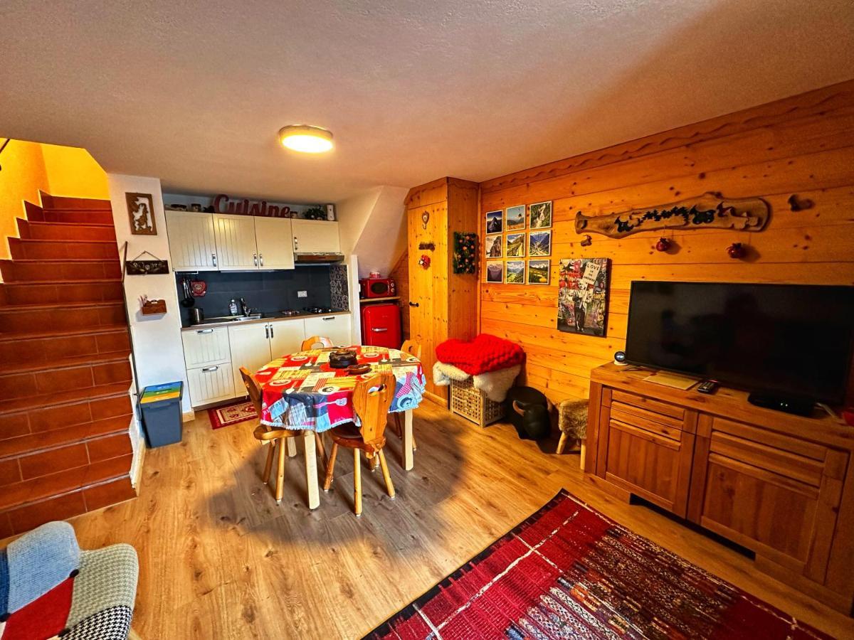 Meizon - La Montagna, Pila, Crevacol, Aosta E Valpelline Gignod Exterior foto